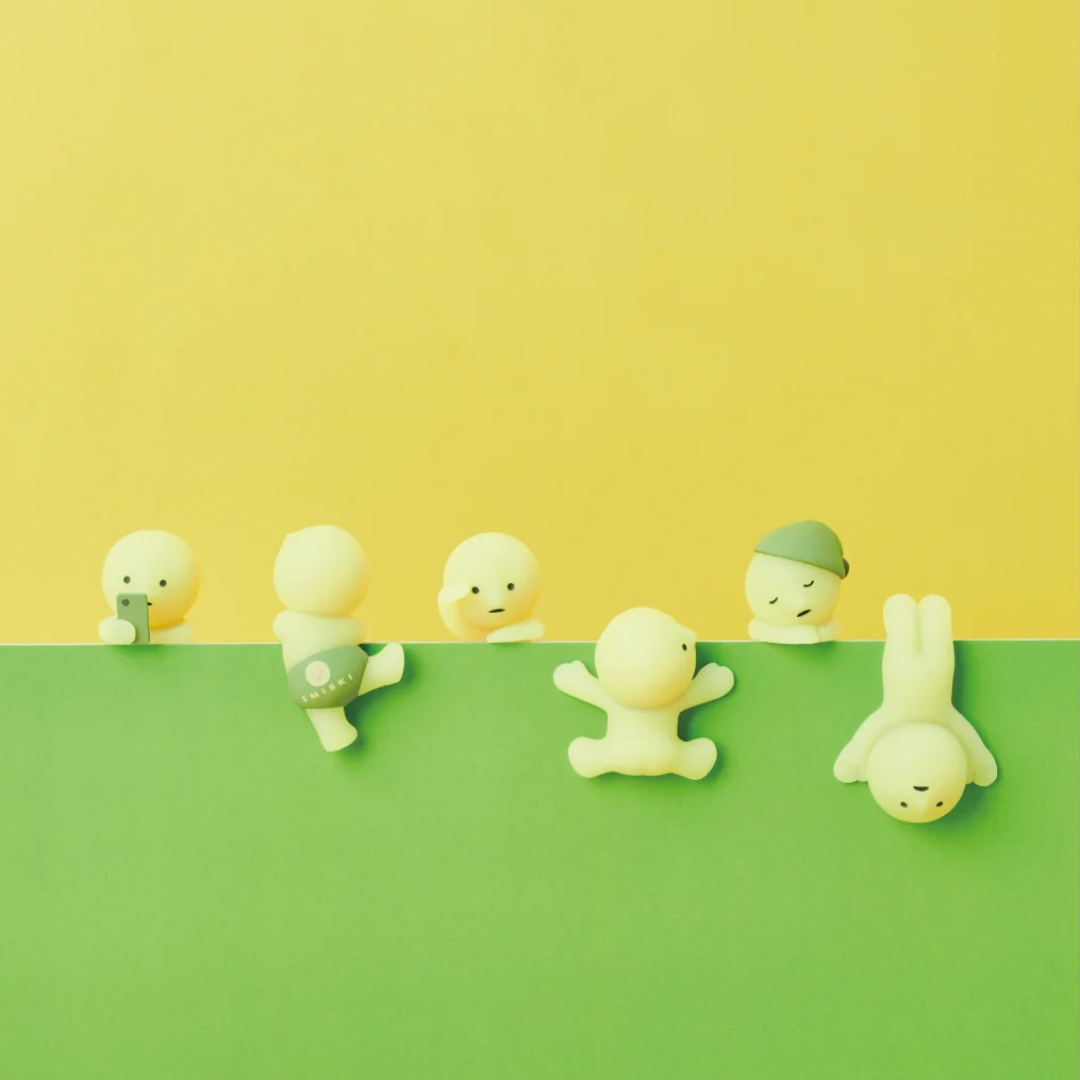Smiski Glow in the Dark Hipper Series