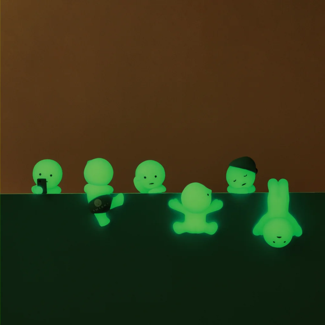 Smiski Glow in the Dark Hipper Series